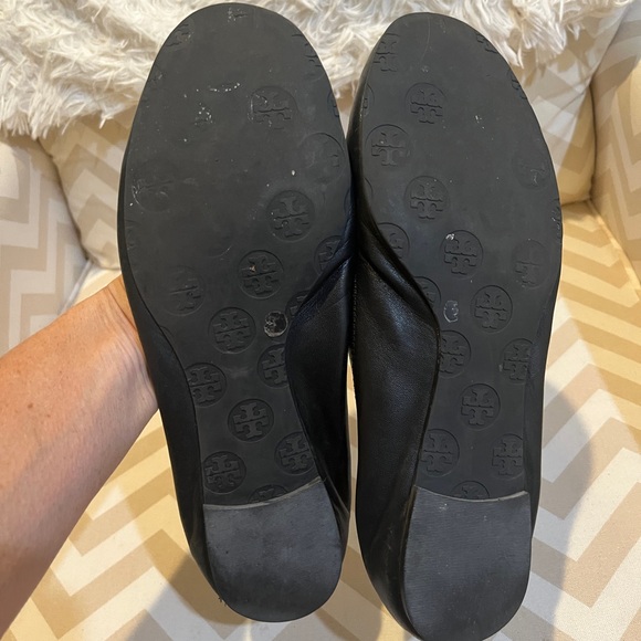 Tory Burch Black Flats with Gold Logo - Picture 6 of 6